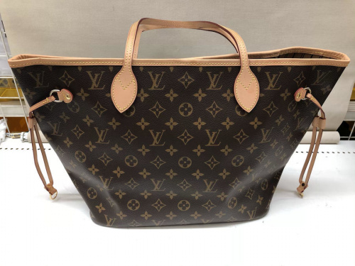 ブランドのLOUIS VUITTON
