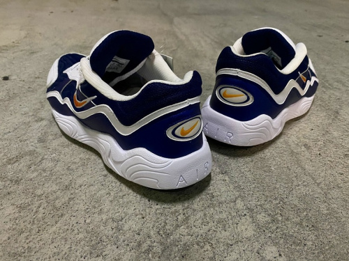 NIKEのメンズ