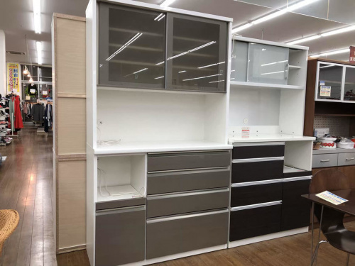 収納家具のクローゼット収納