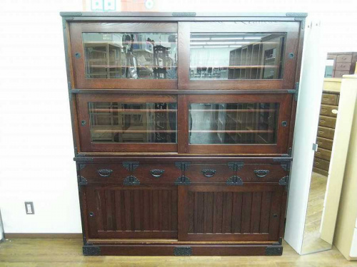 家具のカップボード・食器棚