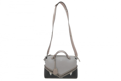 ブランド・ラグジュアリーのFENDI フェンディ