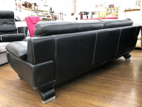 大塚家具の稲城若葉台店