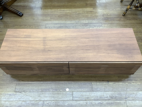 関家具のテレビボード