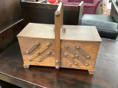 家具のソーイングボックス
