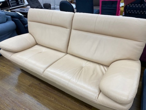 家具のソファ