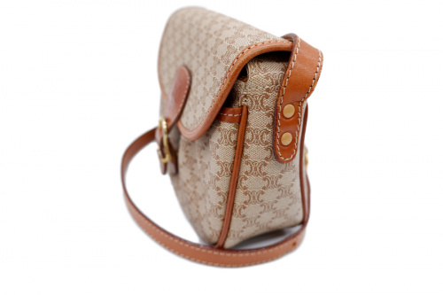 ショルダーバッグのCELINE　セリーヌ