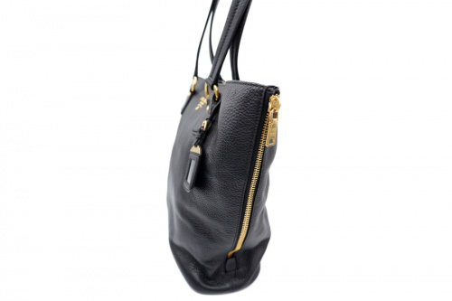 PRADA　プラダの八王子多摩立川ブランド