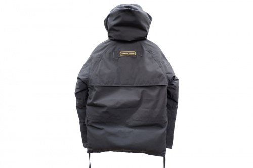 カムループスダウンジャケットのCANADA GOOSE　カナダグース
