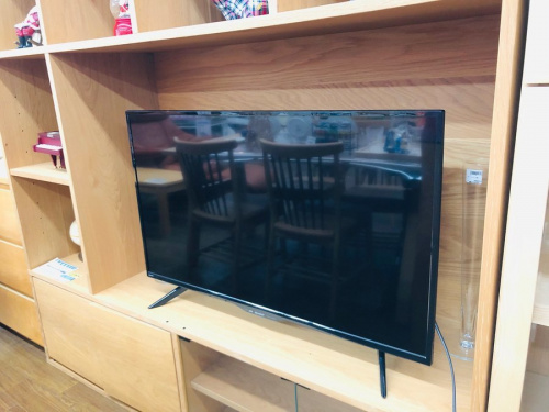 デジタル家電のテレビ