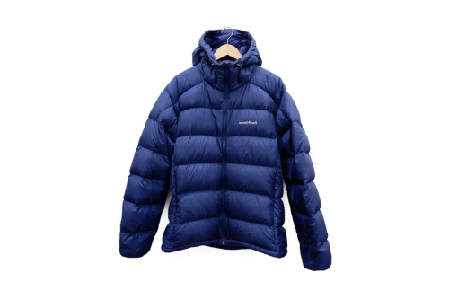 ジャケット　アウトドアブランドのライトアルパインダウンパーカ