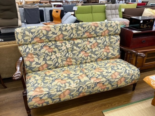 家具のソファ