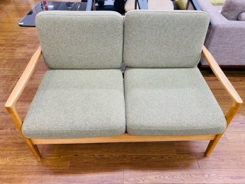 ソファの起立木工