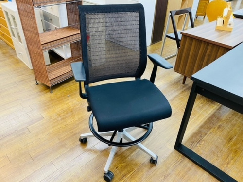 家具のsteelcase