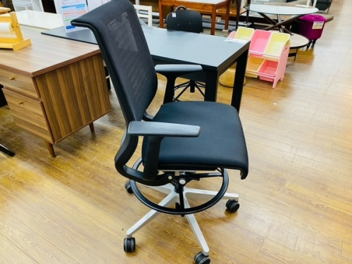 steelcaseのオフィスチェア