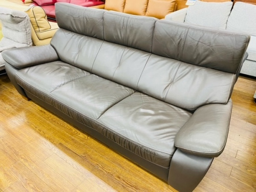 家具のソファ