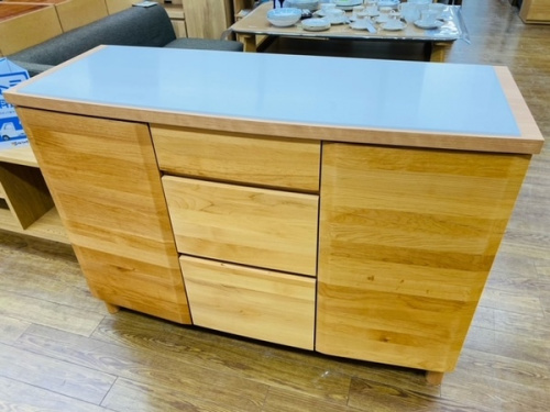 家具のカウンター