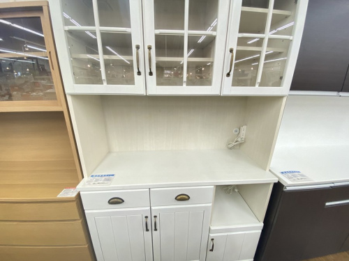 カップボード・食器棚のPamouna