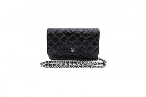 ルイヴィトン モノグラムのCHANEL LOUIS VUITTON 中古