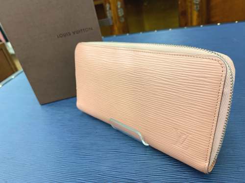 バッグ・財布の財布
