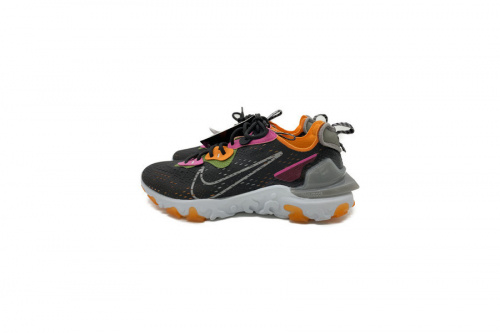 NIKE adidasのメンズ　レディース　スニーカー