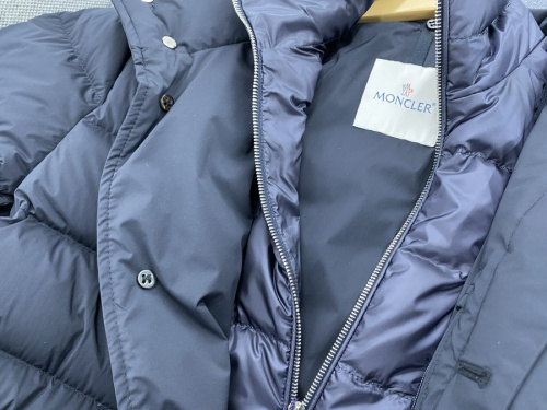 MONCLER モンクレーの秋モノ 冬モノ 買取