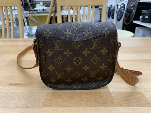 ショルダーバッグのトラベルバッグ