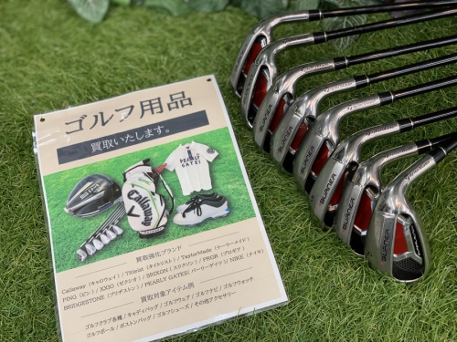 スポーツ用品のゴルフ