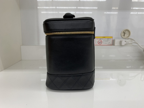 バニティバッグのCHANEL シャネル