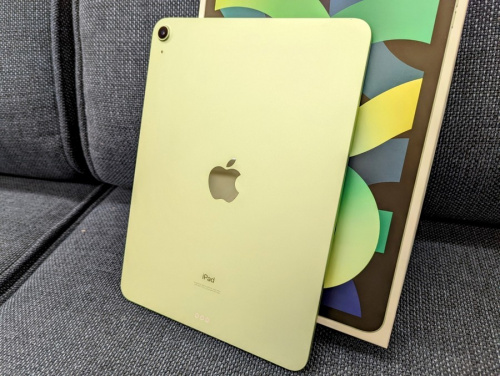タブレットのiPad Air(第4世代)