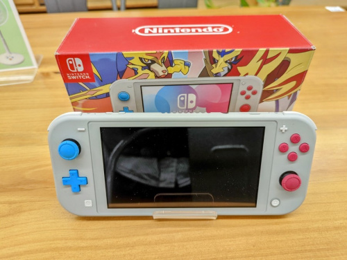 ゲーム機のNintendo Switch Lite