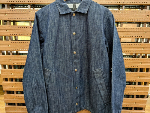 ジャケットのデニムコーチジャケット