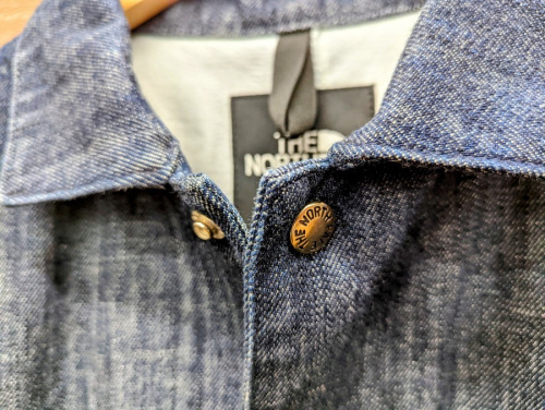 デニムコーチジャケットのTHE NORTH FACE