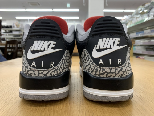 BLACK CEMENTのAIR JORDAN 3