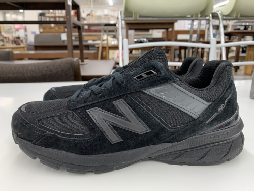 NEW BALANCEの990V5
