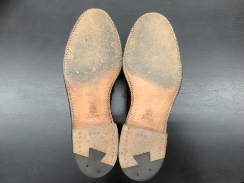 オールデンのローファー