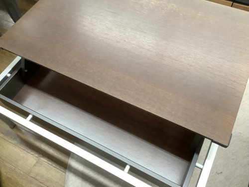 テーブルのcalligaris