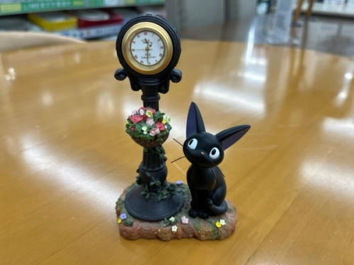 アンティーク雑貨のジジ
