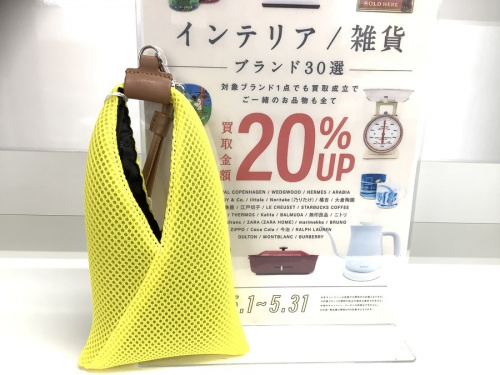 レディースファッションのショルダーバッグ