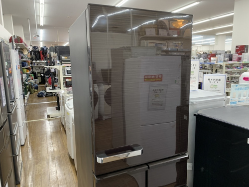 AQUAの5ドア冷蔵庫