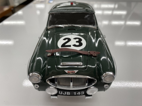 HEALEY 3000