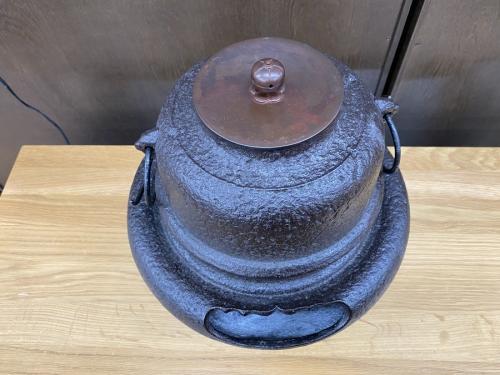 風炉釜の本焼朝鮮風炉