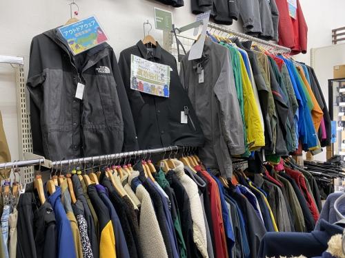 ノースフェイスのMONCLER