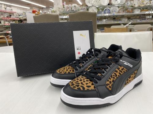 スニーカーのPUMA