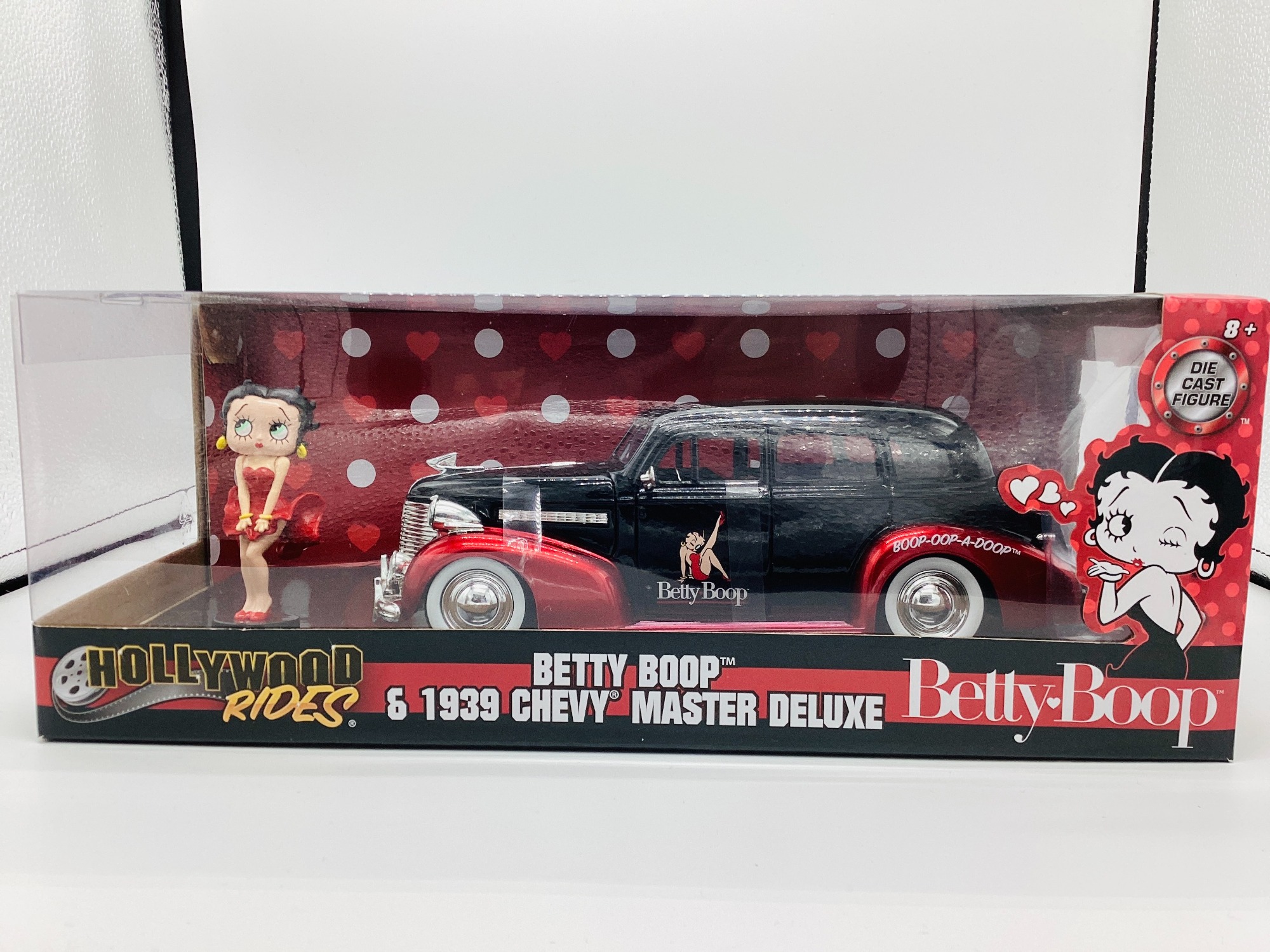 1:24 Hollywood Rides 1939 CHEVY MASTER DELUXE BETTY BOOPの