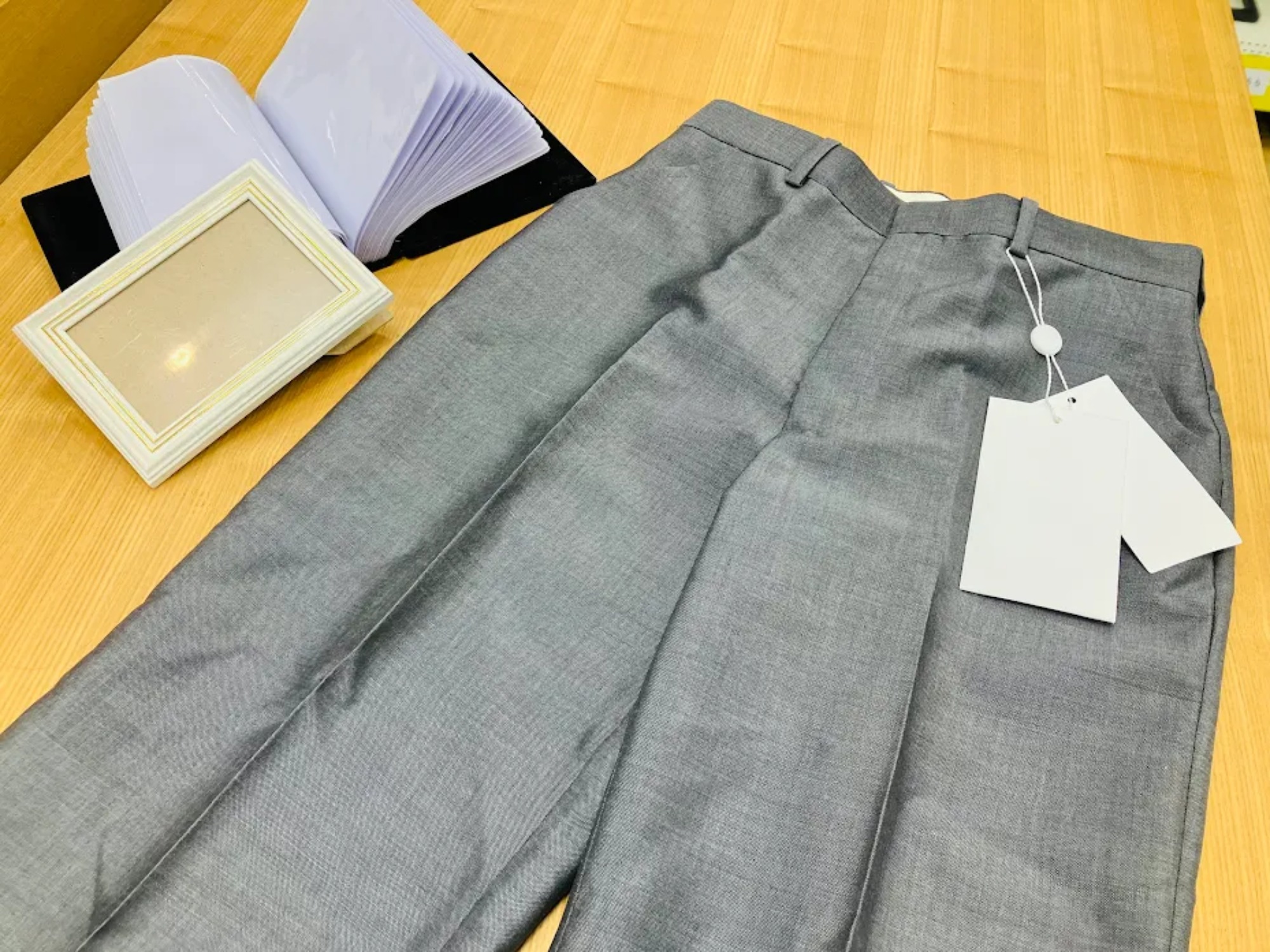 Maison Margielaメゾン マルジェラ　ハイウエスト スラックス Maison Margiela ハイウエスト ワイドパンツ | ブラック | FARFETCH JP