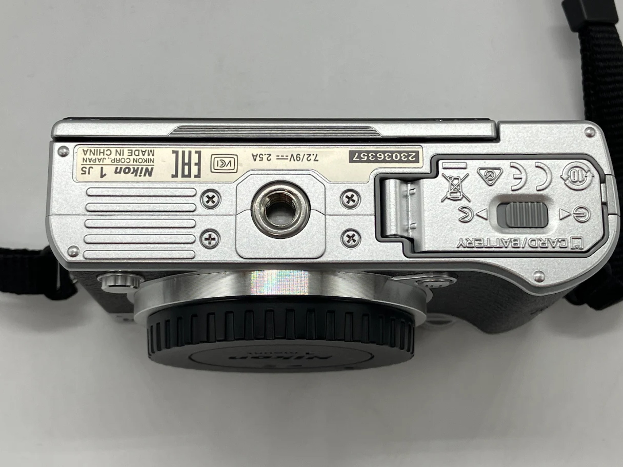 Nikon1 J5動作品 Nikonのデジタルカメラ Nikon 1 J5 ﾎﾞﾃﾞｨ が入荷しました！｜2026年01