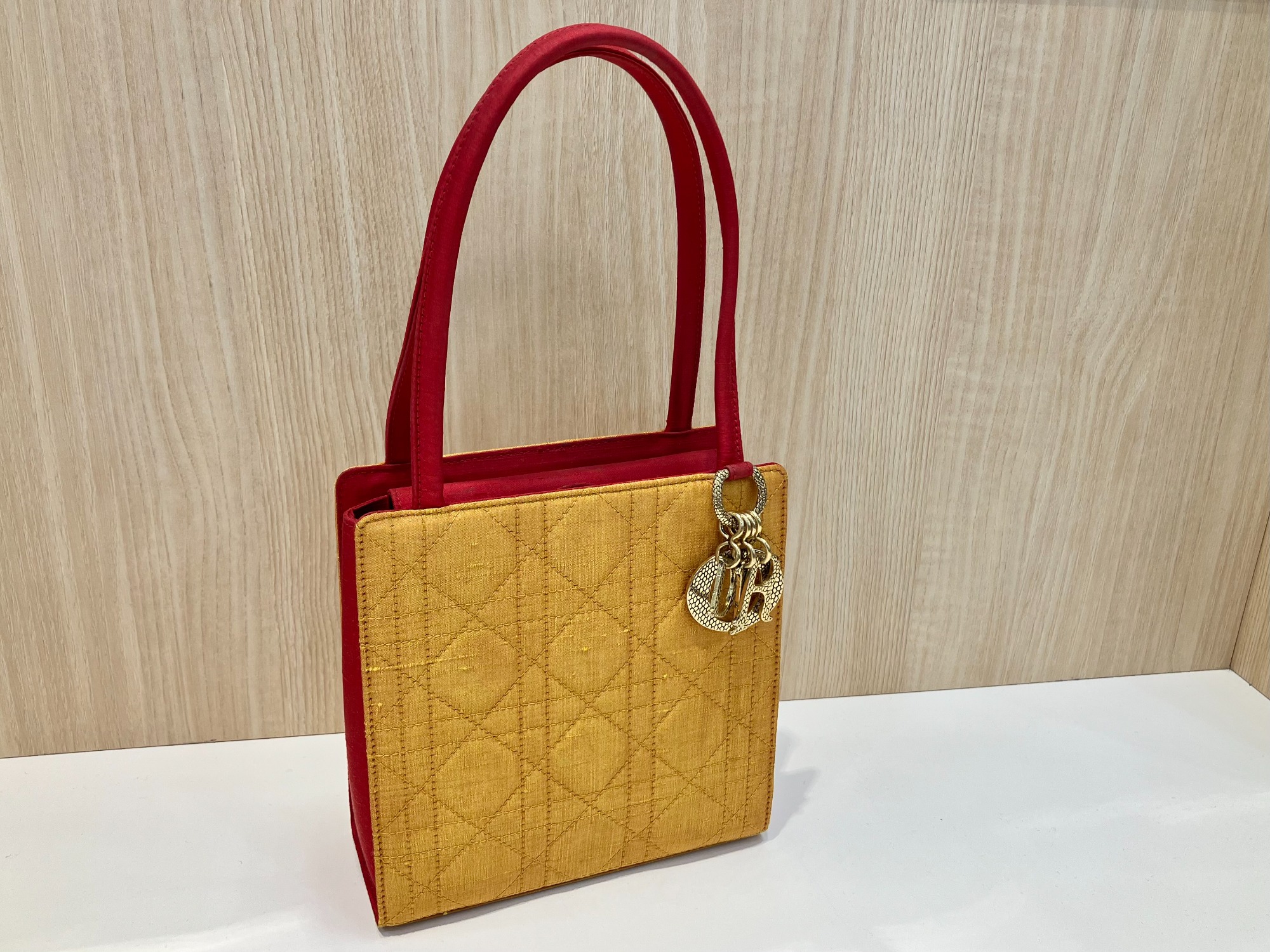 Christian Diorハンドバッグが買取入荷しました！ Christian Dior（クリスチャン ディオール）カナージュ ハンドバッグが