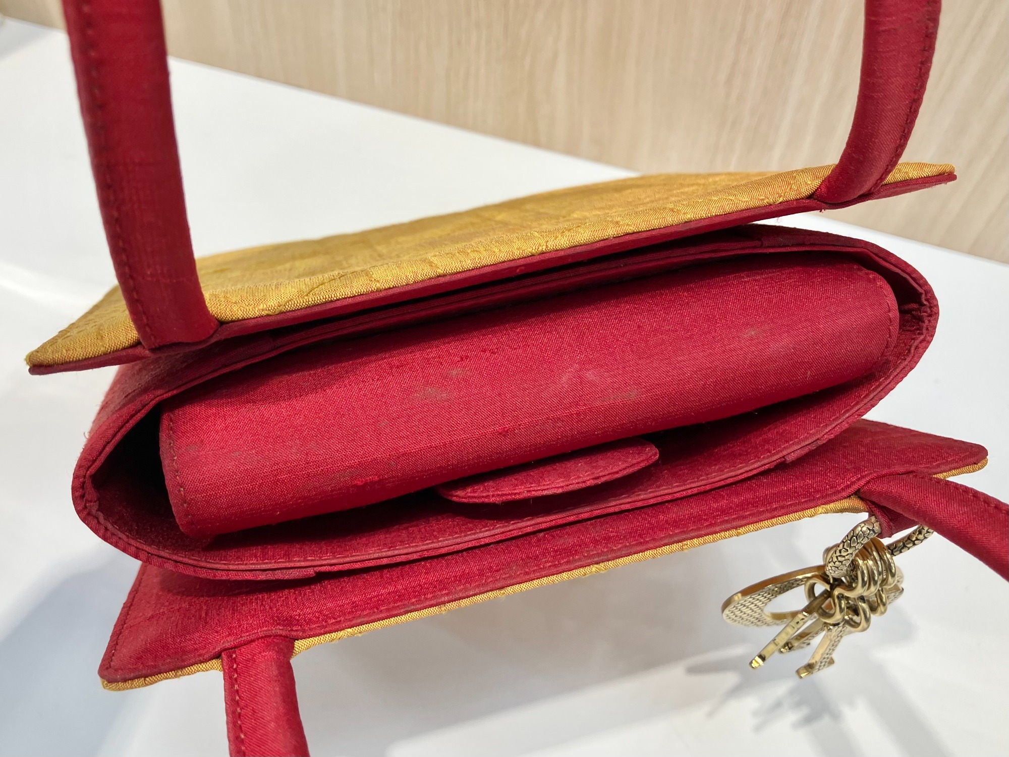 Christian Dior（クリスチャン ディオール）カナージュ ハンドバッグが