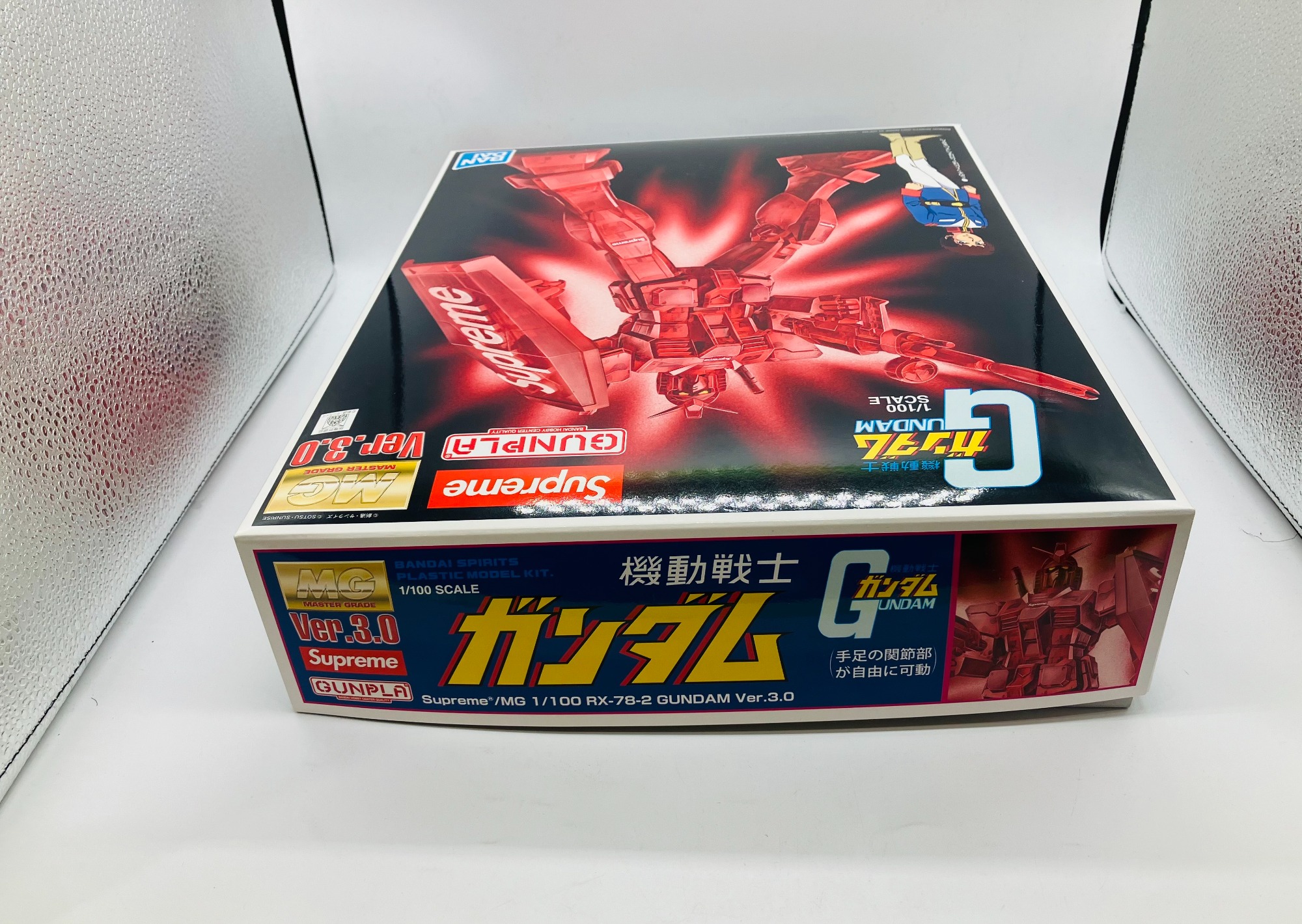 BANDAI（バンダイ）×Supreme（シュプリーム）MG Ver.3.0 RX-78-2