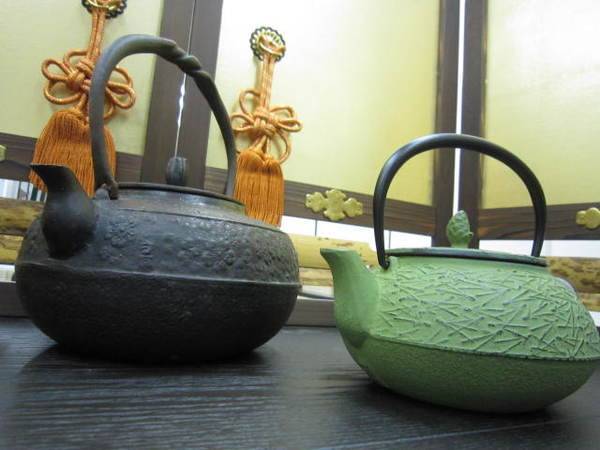 伝統工芸士 佐藤守臣作、南部鉄器 鉄瓶 買取入荷！｜2015年09月21日